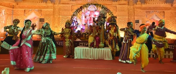 पंडालों में विराजे गणपति