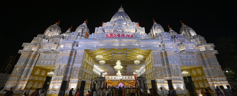 पंडालों में विराजे गणपति