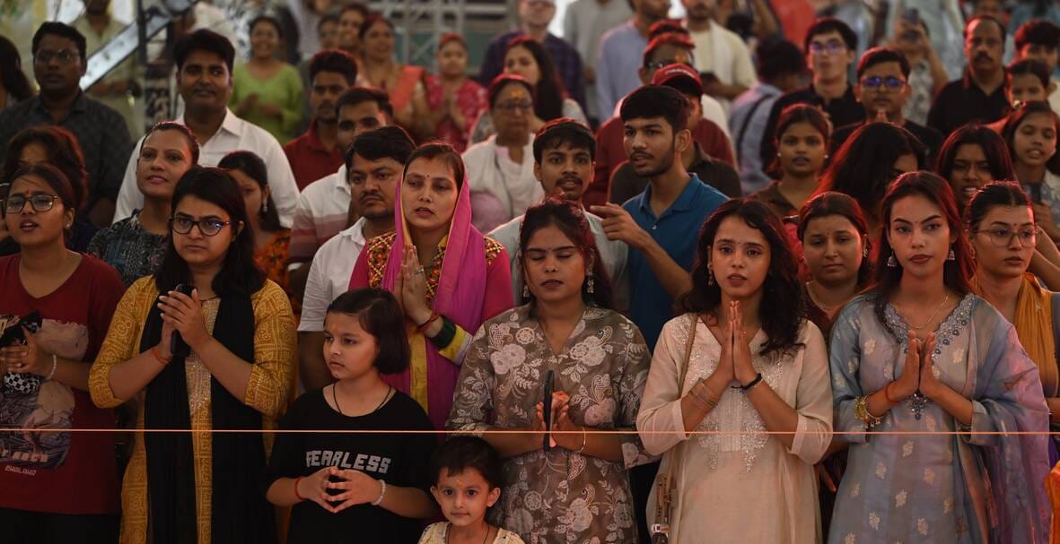 पंडालों में विराजे गणपति