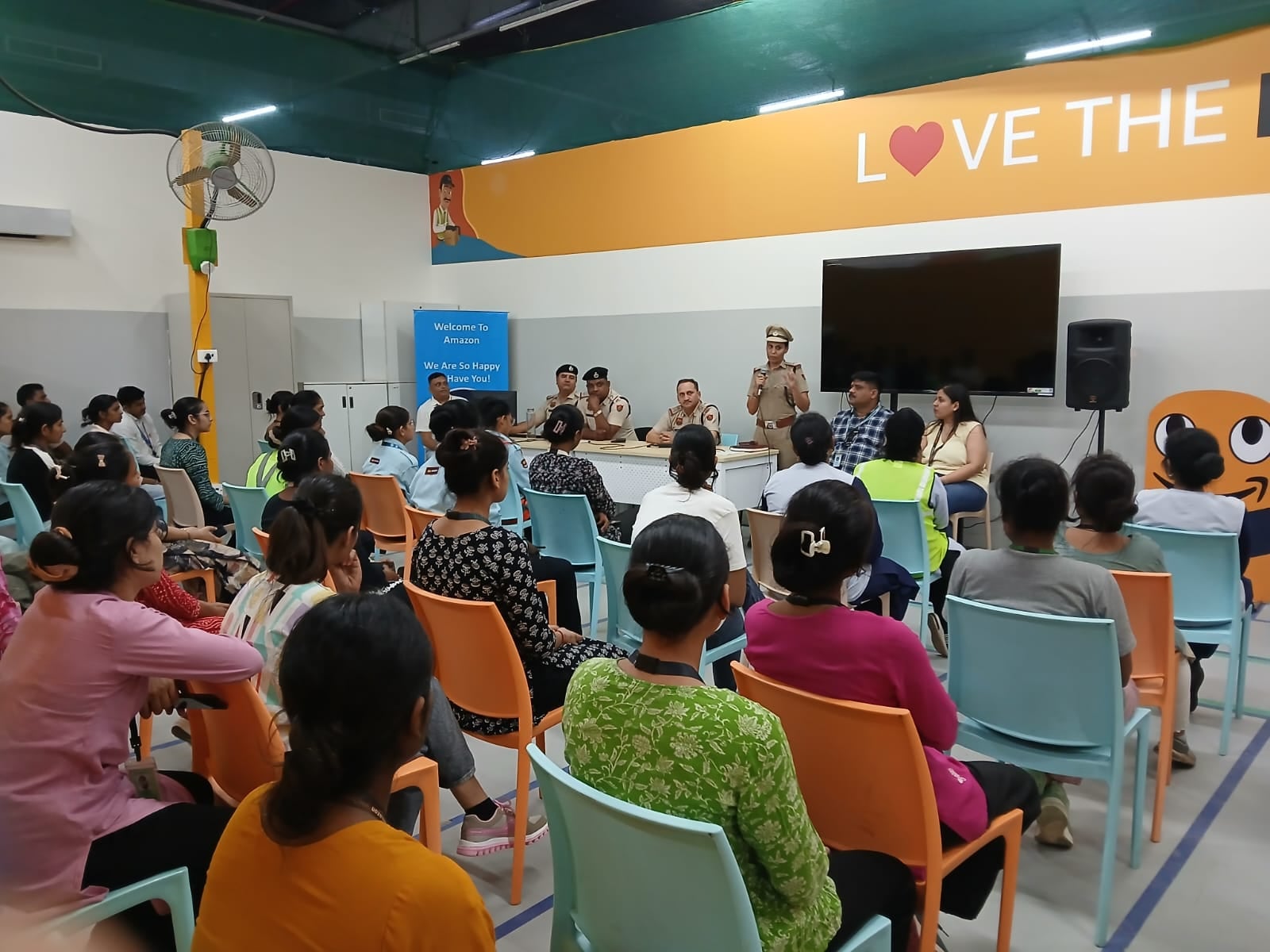 गुरुग्राम पुलिस द्वारा विद्यालय में नशा मुक्ति जागरूकता एवं वेलनेस सत्र आयोजित कर विद्यार्थियों