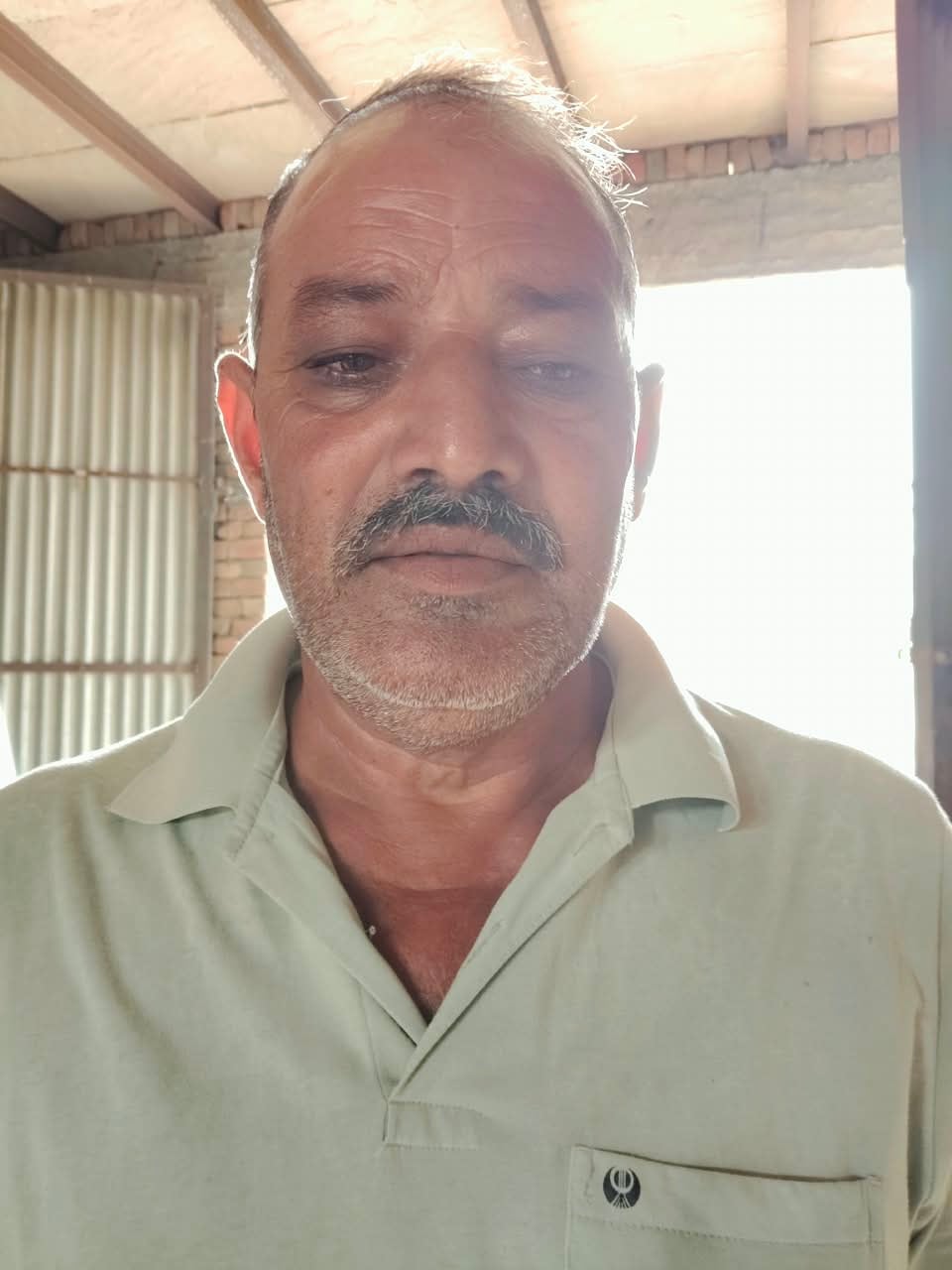जेवर के लौदाना गांव में लोगों को बेहतर चिकित्सा सुविधा देने के उद्देश्य से बनाया गया आयुष्मान आ जेवर के लौदाना गांव में लोगों को बेहतर चिकित्सा सुविधा देने के उद्देश्य से बनाया गया आयुष्मान आ