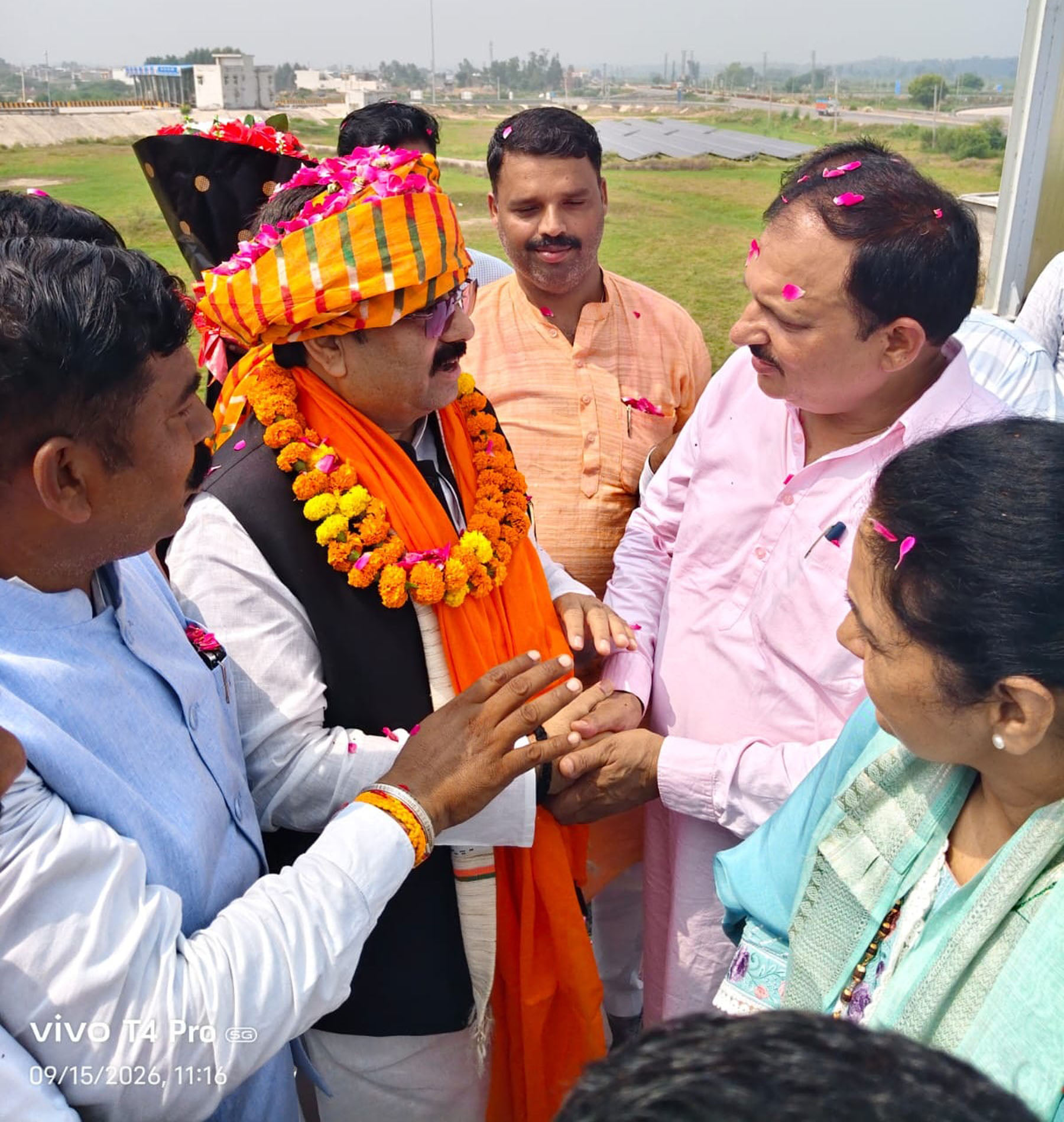 कलायत में अनुसूचित जाति मोर्चा के राष्ट्रीय अध्यक्ष एवं सांसद शिवेश कुमार का अभिनंदन करते समर्थ कलायत में अनुसूचित जाति मोर्चा के राष्ट्रीय अध्यक्ष एवं सांसद शिवेश कुमार का अभिनंदन करते समर्थ