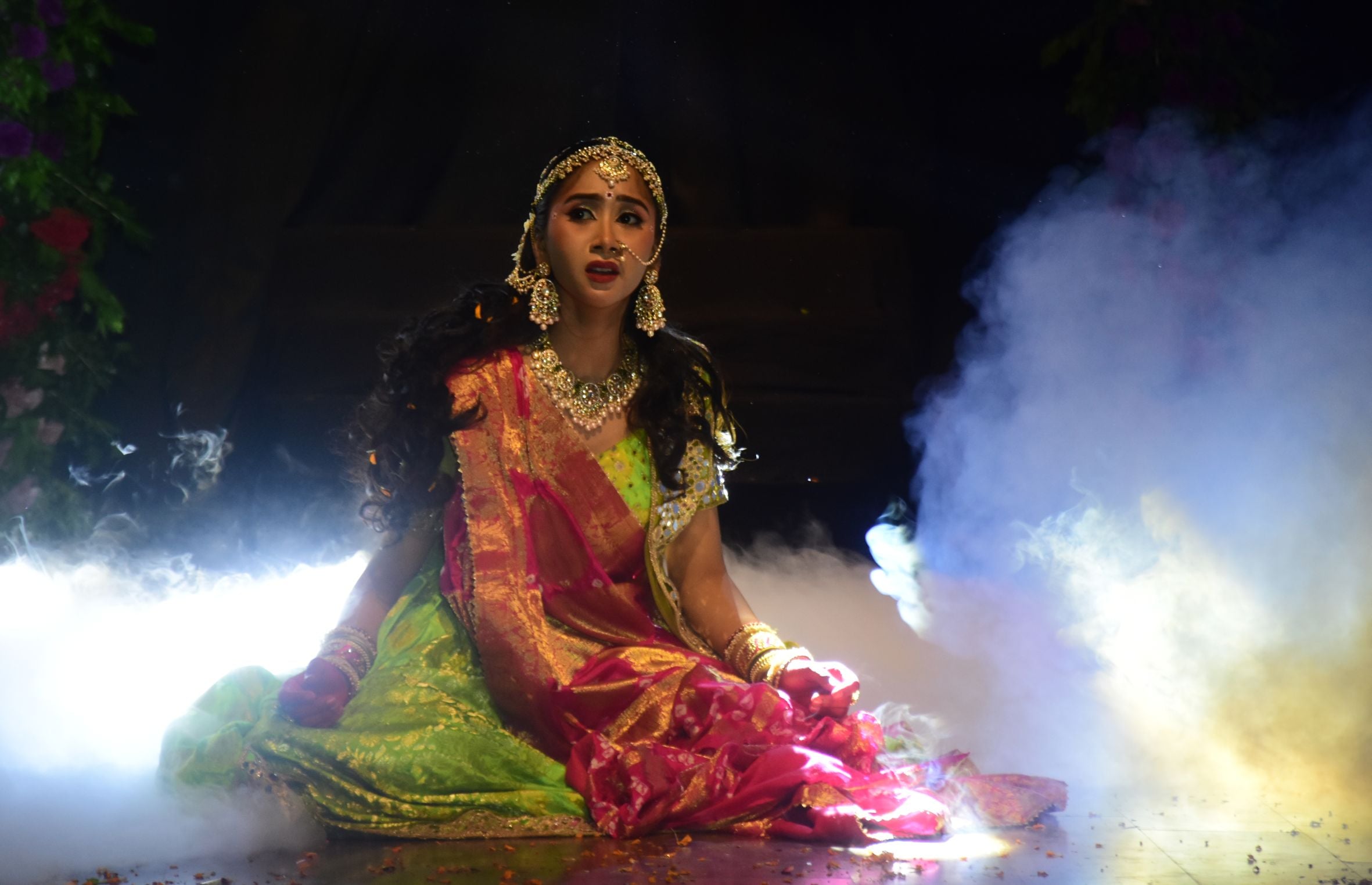 कैसरबाग स्थित कला मंडपम ऑडिटोरियम में राधे कृष्ण-शाश्वत प्रेम की संगीतमय गाथा पेश करते कलाकार। कैसरबाग स्थित कला मंडपम ऑडिटोरियम में राधे कृष्ण-शाश्वत प्रेम की संगीतमय गाथा पेश करते कलाकार।