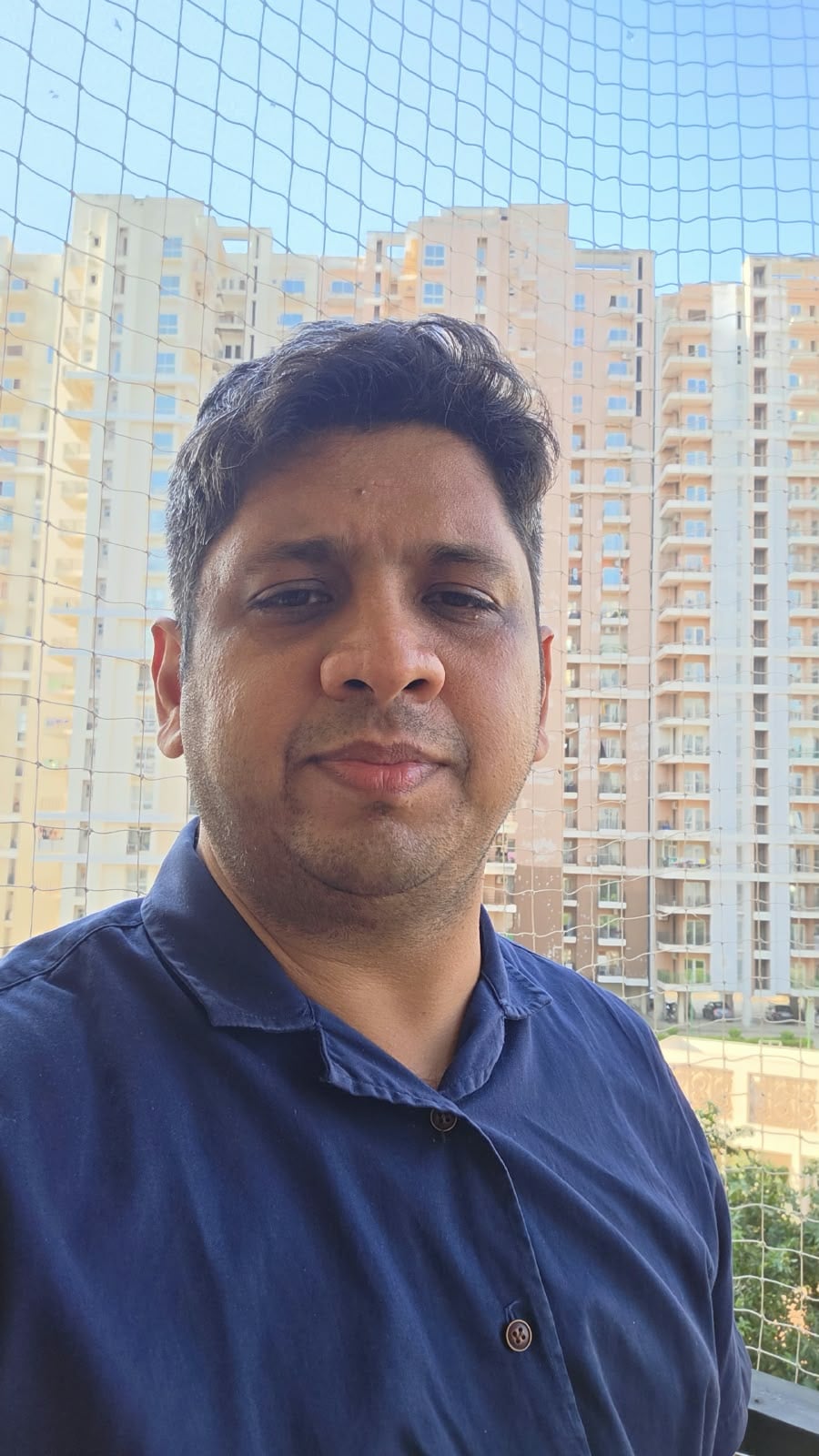 नीरज, सिग्नेचर ग्लोबल द रोसेलिया सोसायटी नीरज, सिग्नेचर ग्लोबल द रोसेलिया सोसायटी