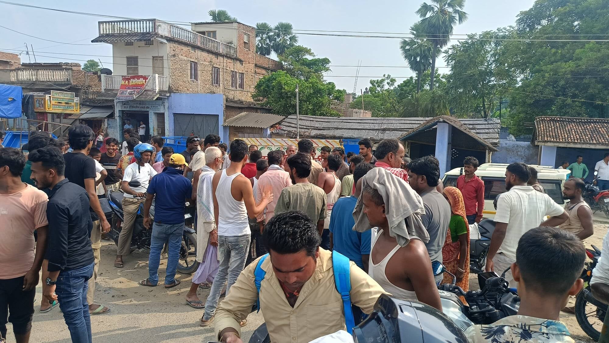 समस्तीपुर जिले के मुसरीघरारी थाना क्षेत्र में दो बाइकों की टक्कर में दोनों बाईक सवारों की मौत क समस्तीपुर जिले के मुसरीघरारी थाना क्षेत्र में दो बाइकों की टक्कर में दोनों बाईक सवारों की मौत क