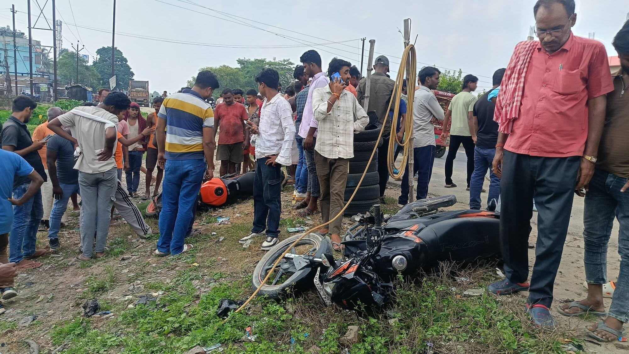 समस्तीपुर जिले के मुसरीघरारी थाना क्षेत्र में दो बाइकों की टक्कर में दोनों बाईक सवारों की मौत क समस्तीपुर जिले के मुसरीघरारी थाना क्षेत्र में दो बाइकों की टक्कर में दोनों बाईक सवारों की मौत क