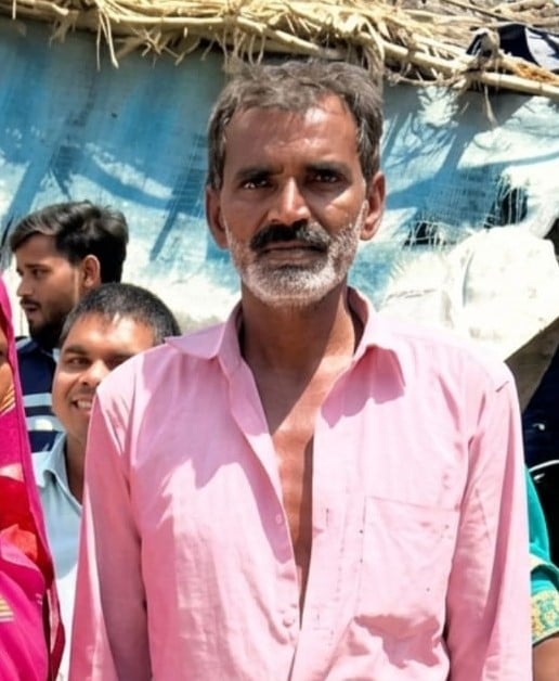 दुर्घटना के बाद सीएचसी पर लगी भीड़। संवाद दुर्घटना के बाद सीएचसी पर लगी भीड़। संवाद