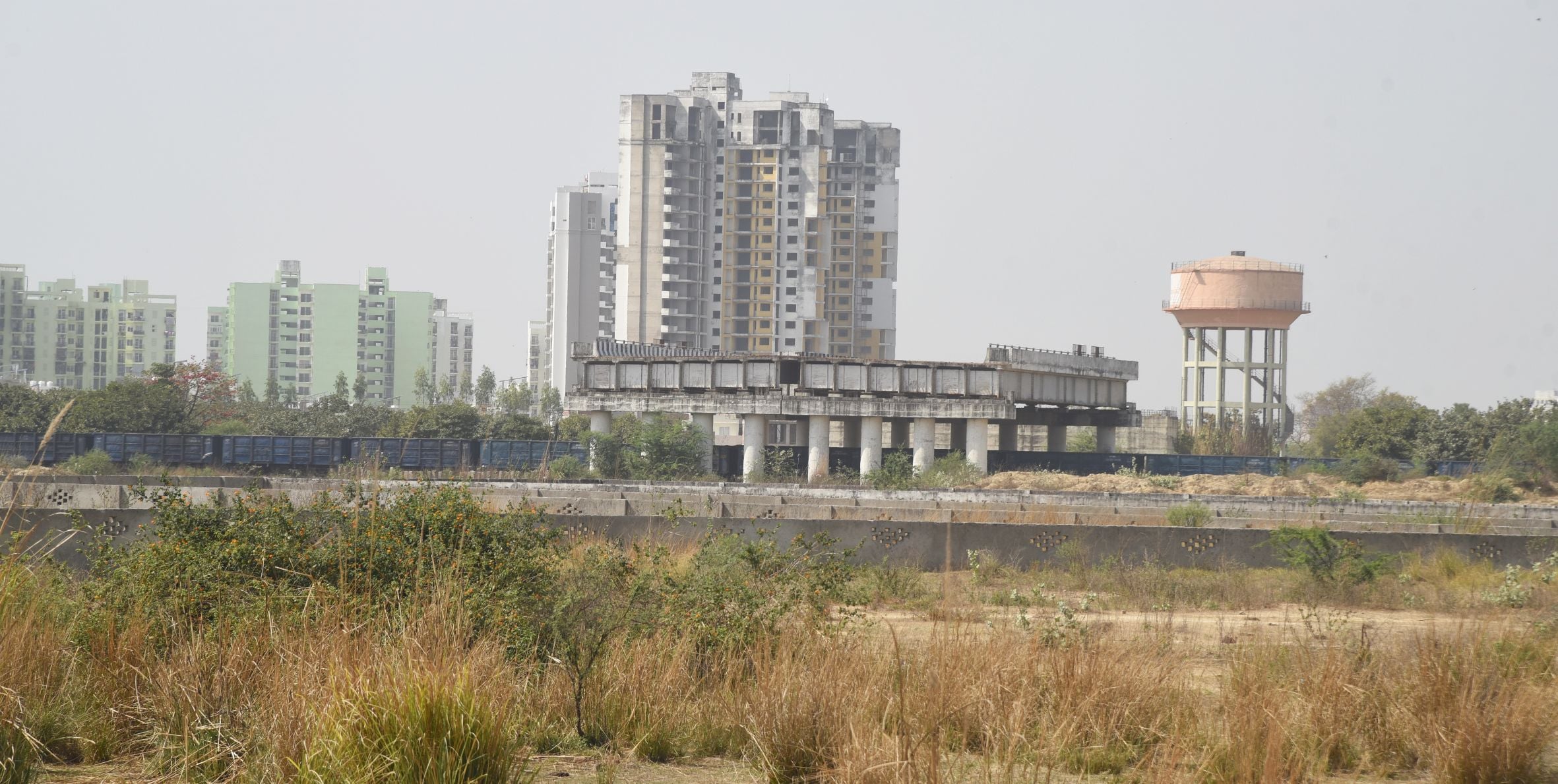 अंसल की इसी जमीन पर मिलना है कब्जा। अंसल की इसी जमीन पर मिलना है कब्जा।