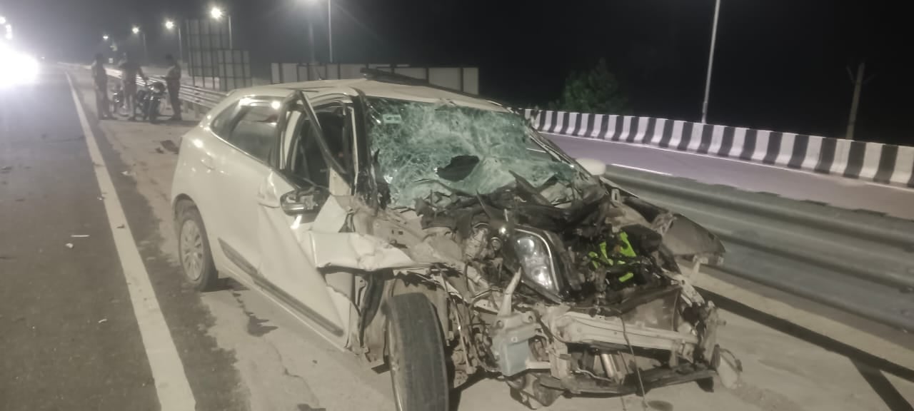 कांधला सीएचसी में भर्ती घायल। ग्रामीण कांधला सीएचसी में भर्ती घायल। ग्रामीण