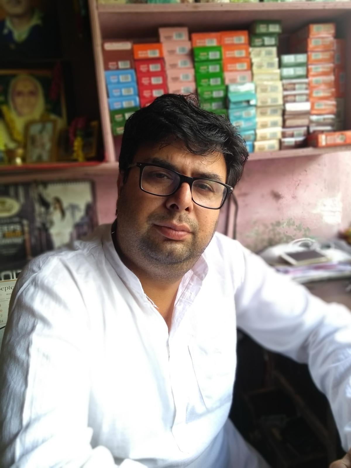 मनीष लुथरा मनीष लुथरा