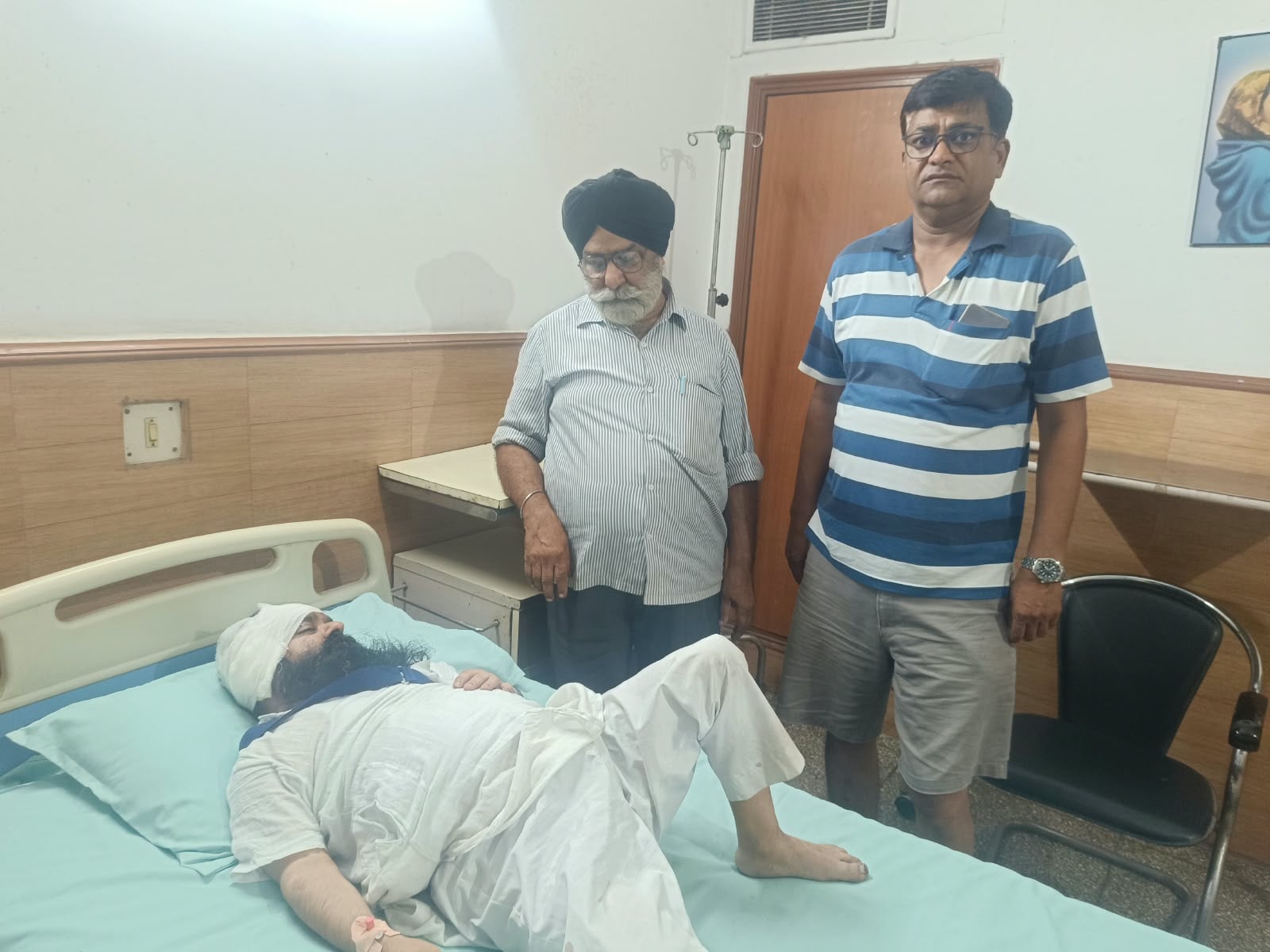 सांड के हमले में घायल महिला हरजीत कौर सांड के हमले में घायल महिला हरजीत कौर