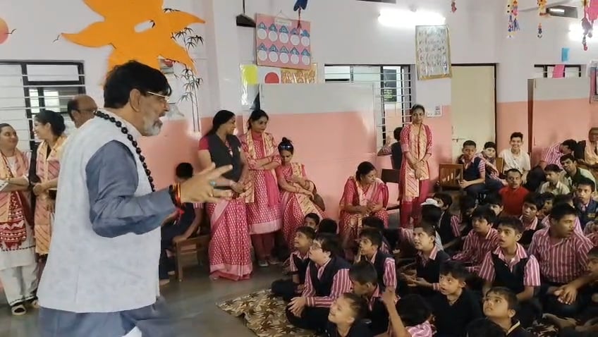 ऐसे हुआ सम्मान ऐसे हुआ सम्मान