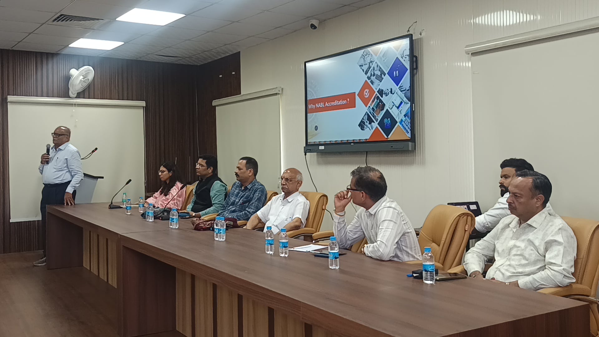 गोंदपुर में एनएबीएल प्रत्यायन पर गुणवत्ता यात्रा जागरूकता कार्यक्रम में भाग लेते औद्योगिक इकाइय गोंदपुर में एनएबीएल प्रत्यायन पर गुणवत्ता यात्रा जागरूकता कार्यक्रम में भाग लेते औद्योगिक इकाइय