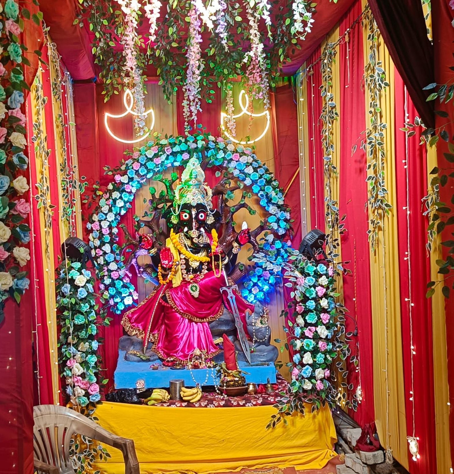 हर के विवेकनगर में गणेश भगवान की आरती में शामिल श्रद्धालु। स्रोत-आयोजक हर के विवेकनगर में गणेश भगवान की आरती में शामिल श्रद्धालु। स्रोत-आयोजक