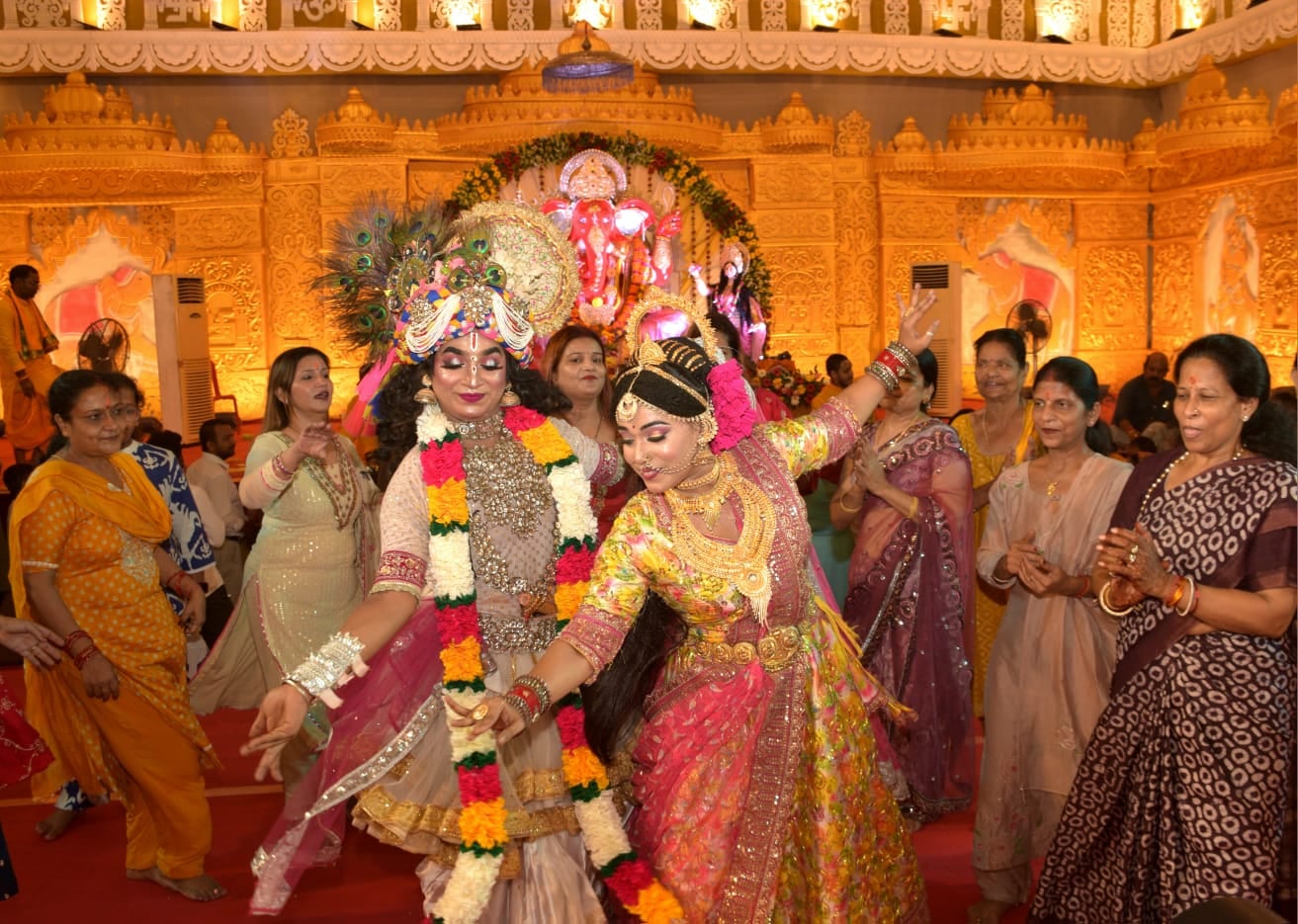 पेपर मिल में मनाया गया गणेशोत्सव पेपर मिल में मनाया गया गणेशोत्सव