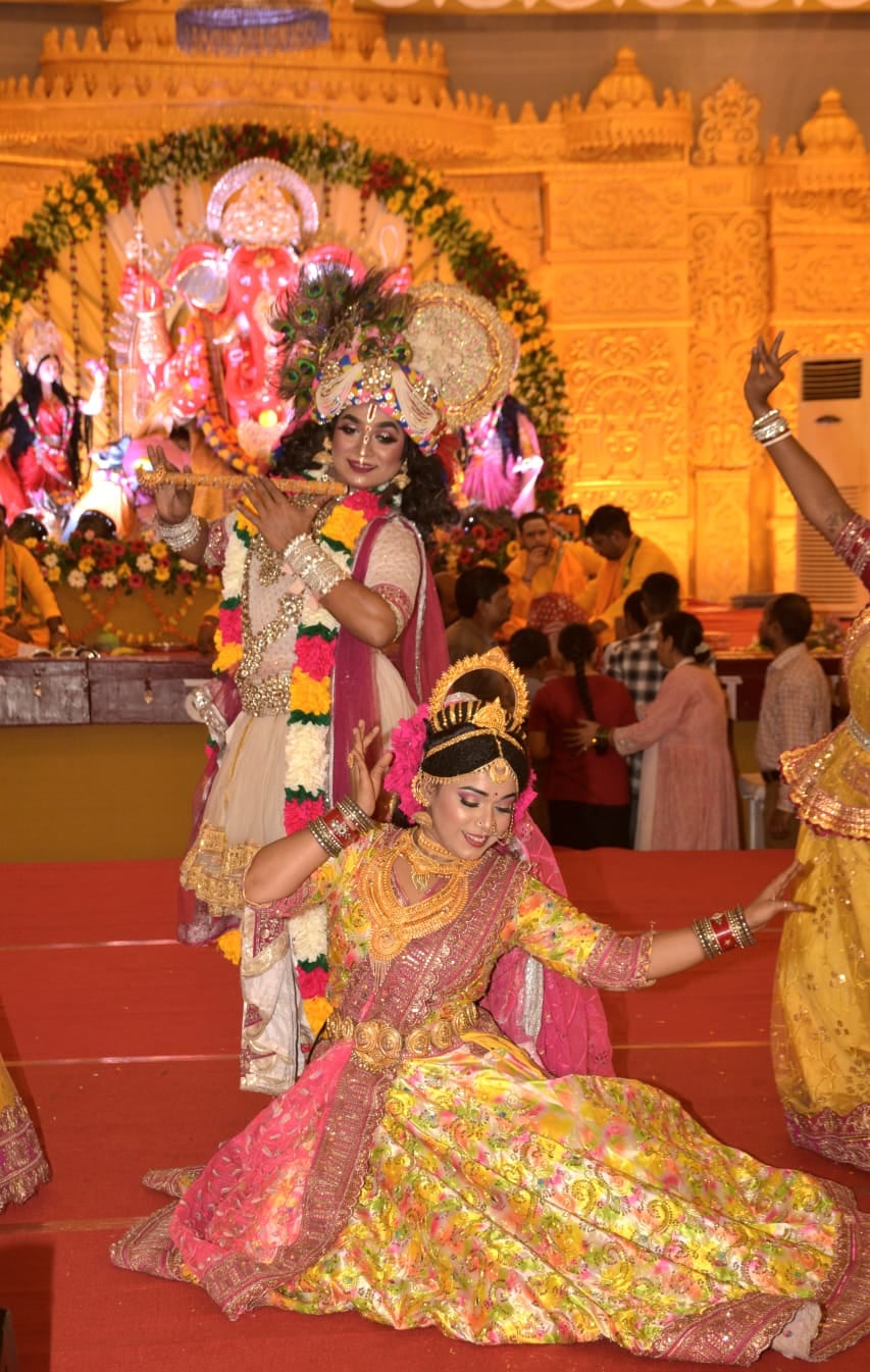पेपर मिल में मनाया गया गणेशोत्सव पेपर मिल में मनाया गया गणेशोत्सव