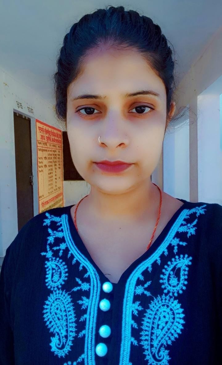 शिवम सिंह,पंचायत सहायक, खण्डहर। शिवम सिंह,पंचायत सहायक, खण्डहर।