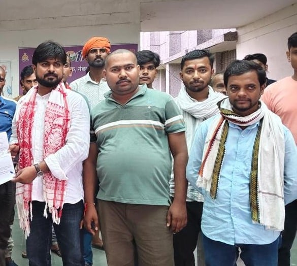 19 सीकेटीपी-05-गांव में घरों के सामने भरा दलदल। संवाद 19 सीकेटीपी-05-गांव में घरों के सामने भरा दलदल। संवाद