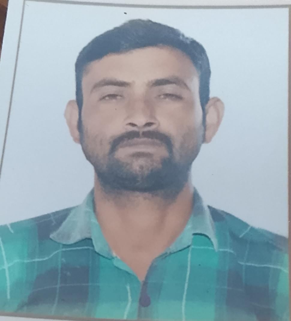 एनएच से चायल तक जाने वाली सड़क की खस्ता हालत। संवाद एनएच से चायल तक जाने वाली सड़क की खस्ता हालत। संवाद