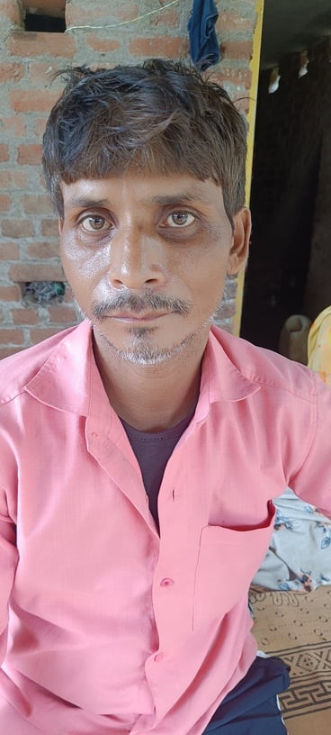 फोटो -11- क्षतिग्रस्त पुलिया से गुजरते वाहन। संवाद फोटो -11- क्षतिग्रस्त पुलिया से गुजरते वाहन। संवाद