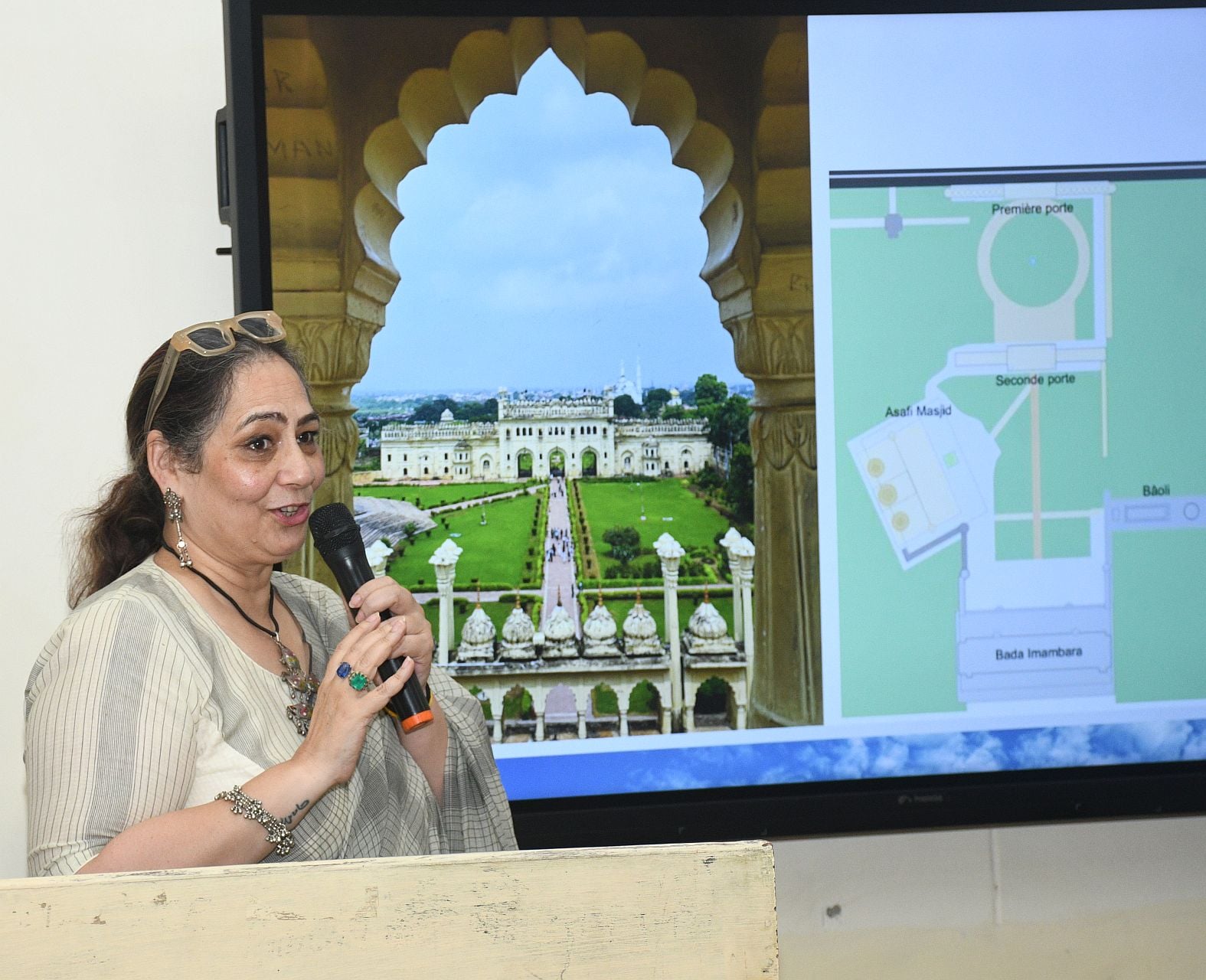 इंटैक के लखनऊ चैप्टर ने शनिवार को भागीदारी भवन में विरासत फैसिलिटेटर्स के लिए क्षमता निर्माण का इंटैक के लखनऊ चैप्टर ने शनिवार को भागीदारी भवन में विरासत फैसिलिटेटर्स के लिए क्षमता निर्माण का