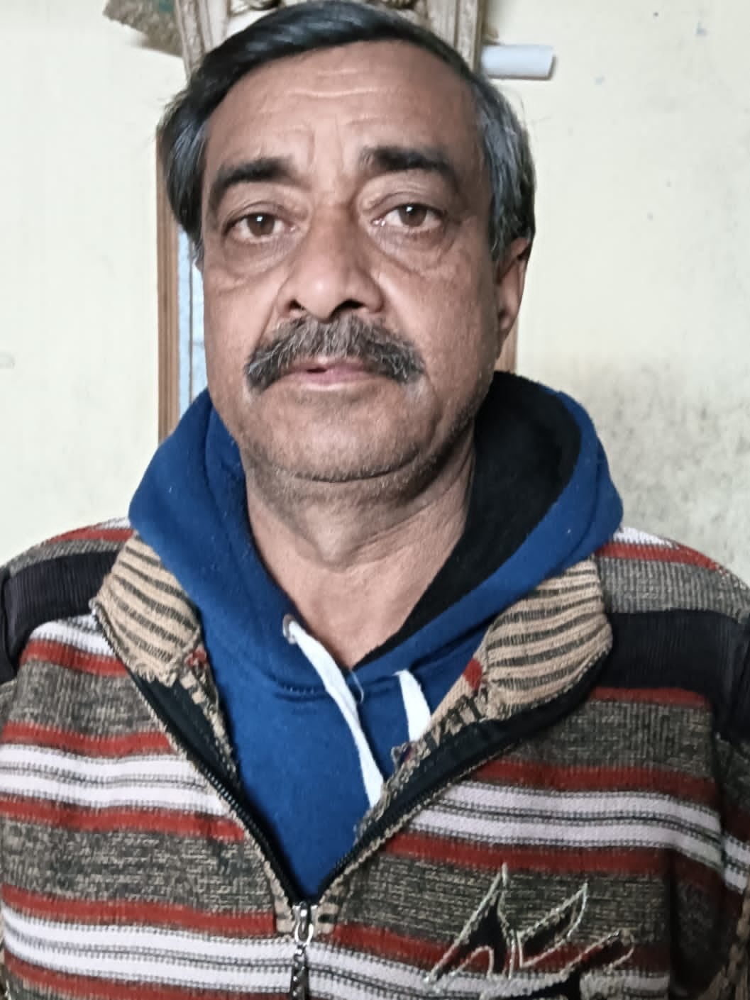 श्री नयना देवी जी आयुर्वेदिक डिस्पेंसरी में खाली पड़ी चिकित्सक की कुर्सी। संवाद