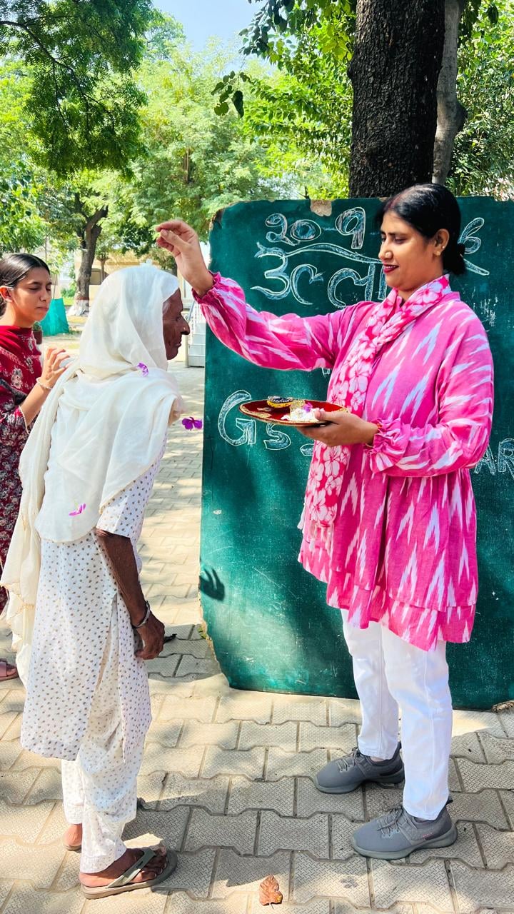 अंबाला के धनाना गांव स्थित सीएम ईईई राजकीय वरिष्ठ माध्यमिक विद्यालय उल्लास लर्नर परीक्षा के दौ