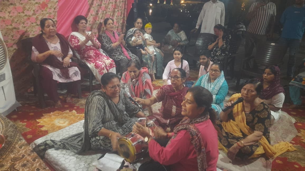 गणपति की प्रतिमा। संवाद गणपति की प्रतिमा। संवाद
