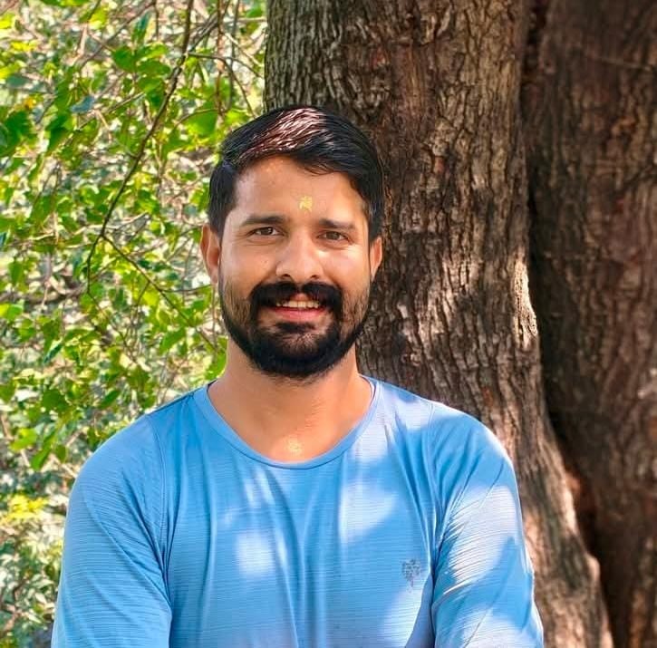 खस्ताहाल बैरी नवगांव सड़क। संवाद खस्ताहाल बैरी नवगांव सड़क। संवाद