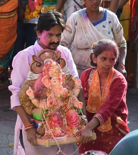 श्री गणेश उत्सव मंडल चौक की ओर से आयोजित लखनऊ का राजा चौक की ढोल नगाड़ों के साथ विसर्जन यात्रा श्री गणेश उत्सव मंडल चौक की ओर से आयोजित लखनऊ का राजा चौक की ढोल नगाड़ों के साथ विसर्जन यात्रा