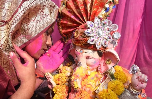 श्री गणेश उत्सव मंडल चौक की ओर से आयोजित लखनऊ का राजा चौक की ढोल नगाड़ों के साथ विसर्जन यात्रा श्री गणेश उत्सव मंडल चौक की ओर से आयोजित लखनऊ का राजा चौक की ढोल नगाड़ों के साथ विसर्जन यात्रा