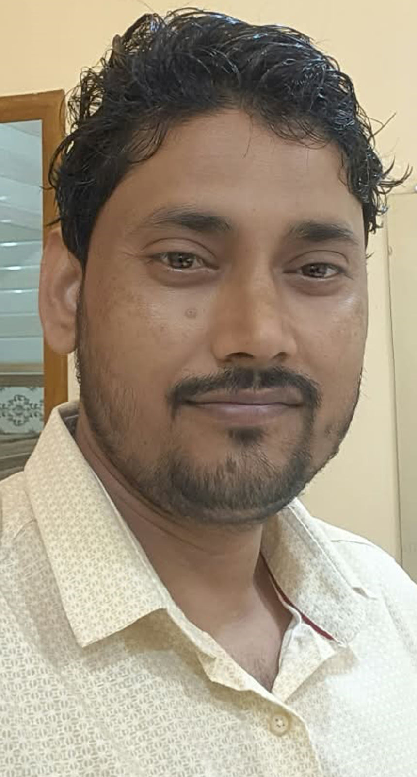 फोटो 22 एचएएमपी 16- पाइप लाइन डालने के लिए खोदाई करते श्रमिक। संवाद फोटो 22 एचएएमपी 16- पाइप लाइन डालने के लिए खोदाई करते श्रमिक। संवाद