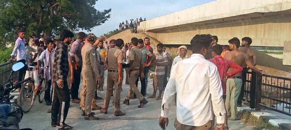 हरी प्रसाद, धीरज और प्रमोद। हरी प्रसाद, धीरज और प्रमोद।