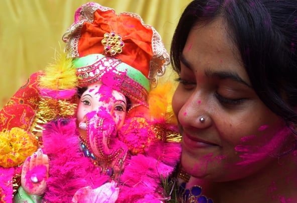 पेपर मिल कॉलोनी स्थित अक्षयवर मल्ल पार्क में गणपति के दरबार में अनुज अर्जुन मिश्रा डांस कंपनी क पेपर मिल कॉलोनी स्थित अक्षयवर मल्ल पार्क में गणपति के दरबार में अनुज अर्जुन मिश्रा डांस कंपनी क
