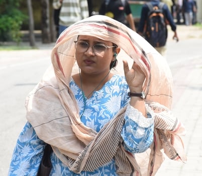 तेज धूप ने मंगलवार को काफी परेशान किया। 