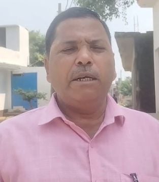जिला सर्विलास अधिकारी डॉ. तहसीन जांच करते हुए। स्रोत विभाग जिला सर्विलास अधिकारी डॉ. तहसीन जांच करते हुए। स्रोत विभाग