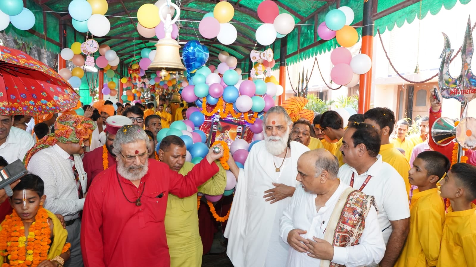 कुरुक्षेत्र। वामन द्वादशी मेला को लेकर आयोजित शोभायात्रा में हिस्सा लेते श्रद्धालु। आयोजक कुरुक्षेत्र। वामन द्वादशी मेला को लेकर आयोजित शोभायात्रा में हिस्सा लेते श्रद्धालु। आयोजक