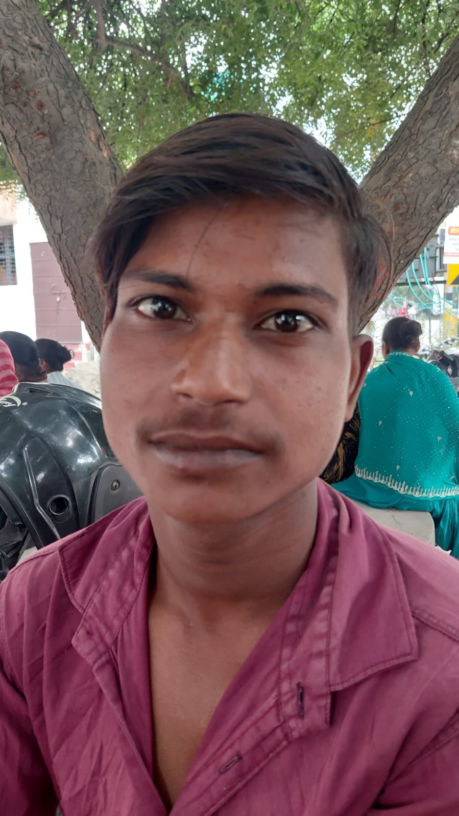 राजेश राजेश
