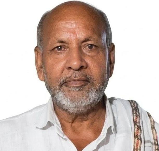 फोटो 18 कासगंज में खेत में बिछी धान की फसल में भरा पानी। स्रोत: संवाद फोटो 18 कासगंज में खेत में बिछी धान की फसल में भरा पानी। स्रोत: संवाद