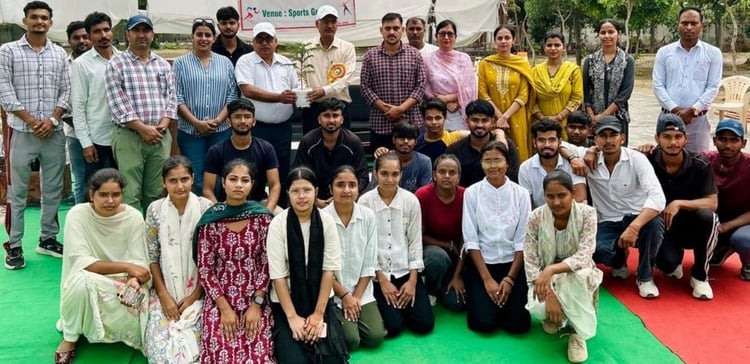 फोटो : सोनीपत के गांव नाथूपुर के पास जीटी रोड किनारे वह जगह, जहां पर मेट्रो स्टेशन का निर्माण क फोटो : सोनीपत के गांव नाथूपुर के पास जीटी रोड किनारे वह जगह, जहां पर मेट्रो स्टेशन का निर्माण क