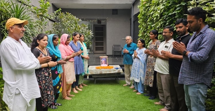फोटो: सोनीपत के राजकीय महिला महाविद्यालय, सेक्टर-12 में कार्यशाला के समापन अवसर पर लोक गीत गाती