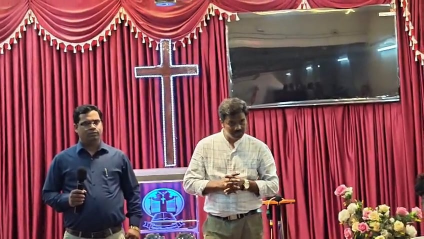 School in Betul turned into temporary church; Hindu group creates a ruckus over prayer meeting;