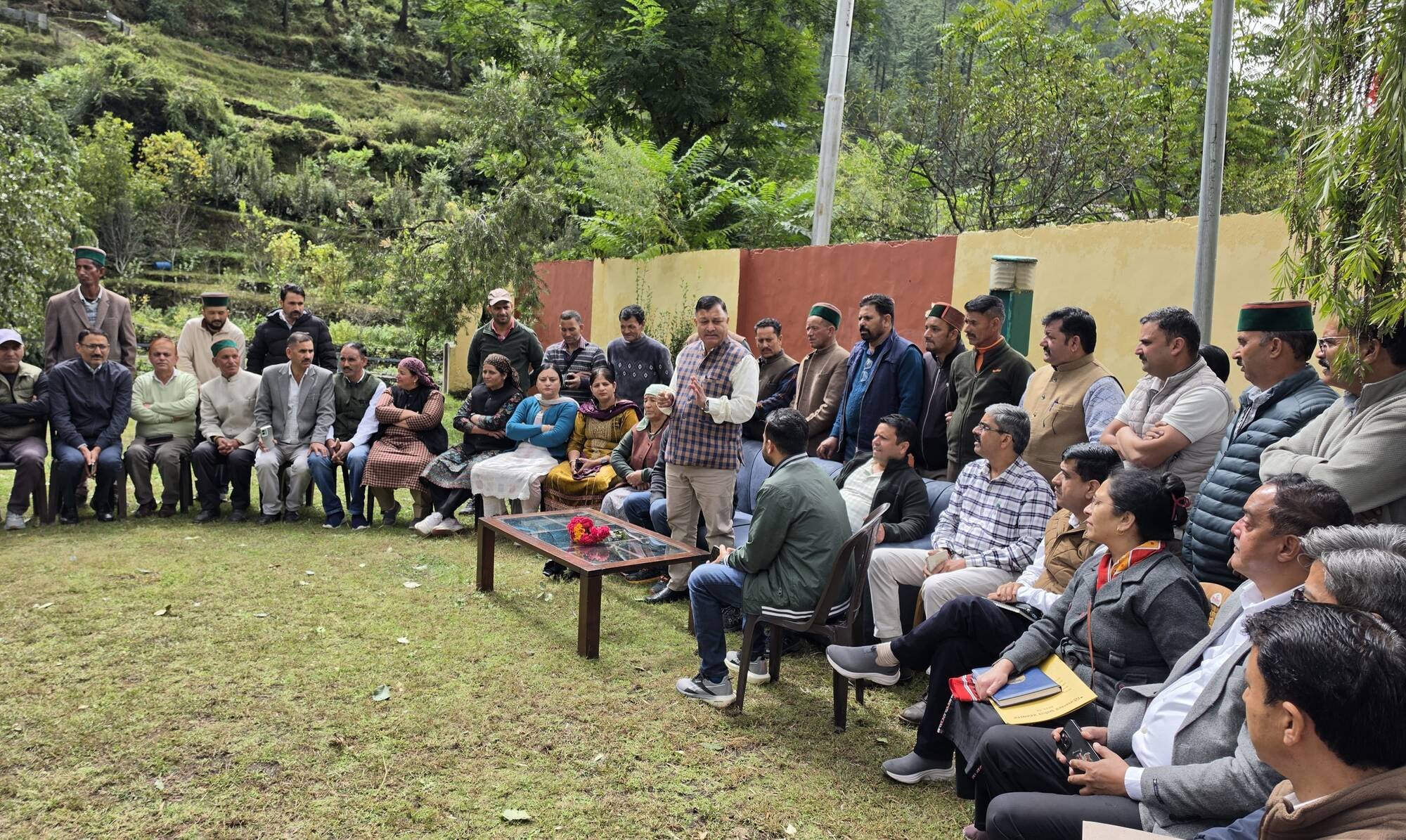 मुख्यमंत्री की प्रस्तावित दौरे को लेकर बैठक की अध्यक्षता करते हैं विधायक मोहन ब्राक्टालाल। संवा