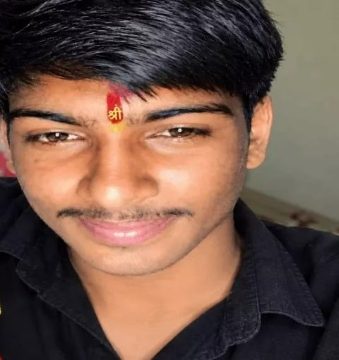 सीसीटीवी में रिकॉर्ड हुई घटना।