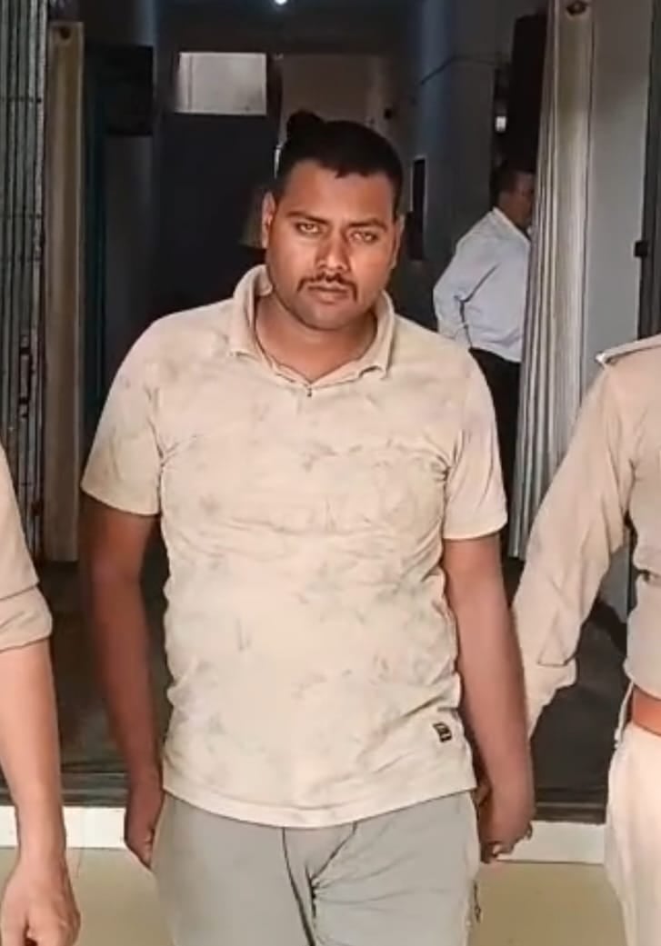 गांव अभिगांव में शारदा सेवा समिति (एनजीओ) की ओर से संचालित गोशाला में अव्यवस्था। संवाद गांव अभि गांव अभिगांव में शारदा सेवा समिति (एनजीओ) की ओर से संचालित गोशाला में अव्यवस्था। संवाद गांव अभि