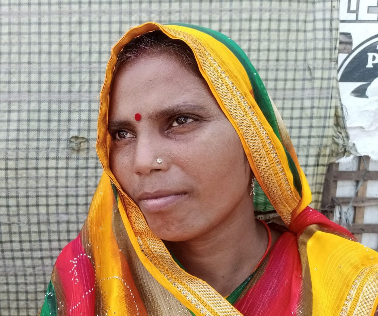 विरोध प्रदर्शन करते हुए पलिया बस ऑपरेटर एसोसिएशन के पदधिकारी। संवाद विरोध प्रदर्शन करते हुए पलिया बस ऑपरेटर एसोसिएशन के पदधिकारी। संवाद