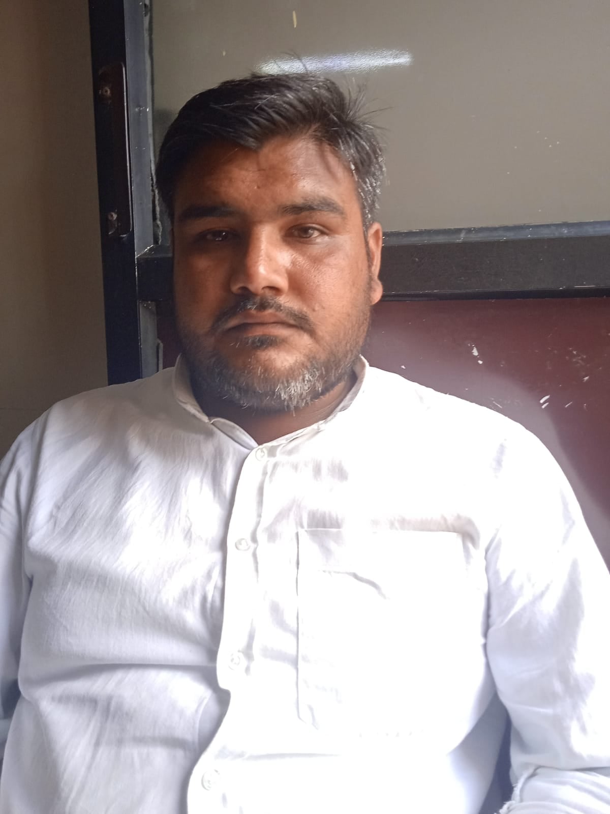 फोटो 24: जिला अस्पताल में डायलिसिस करवाते मरीज। संवाद