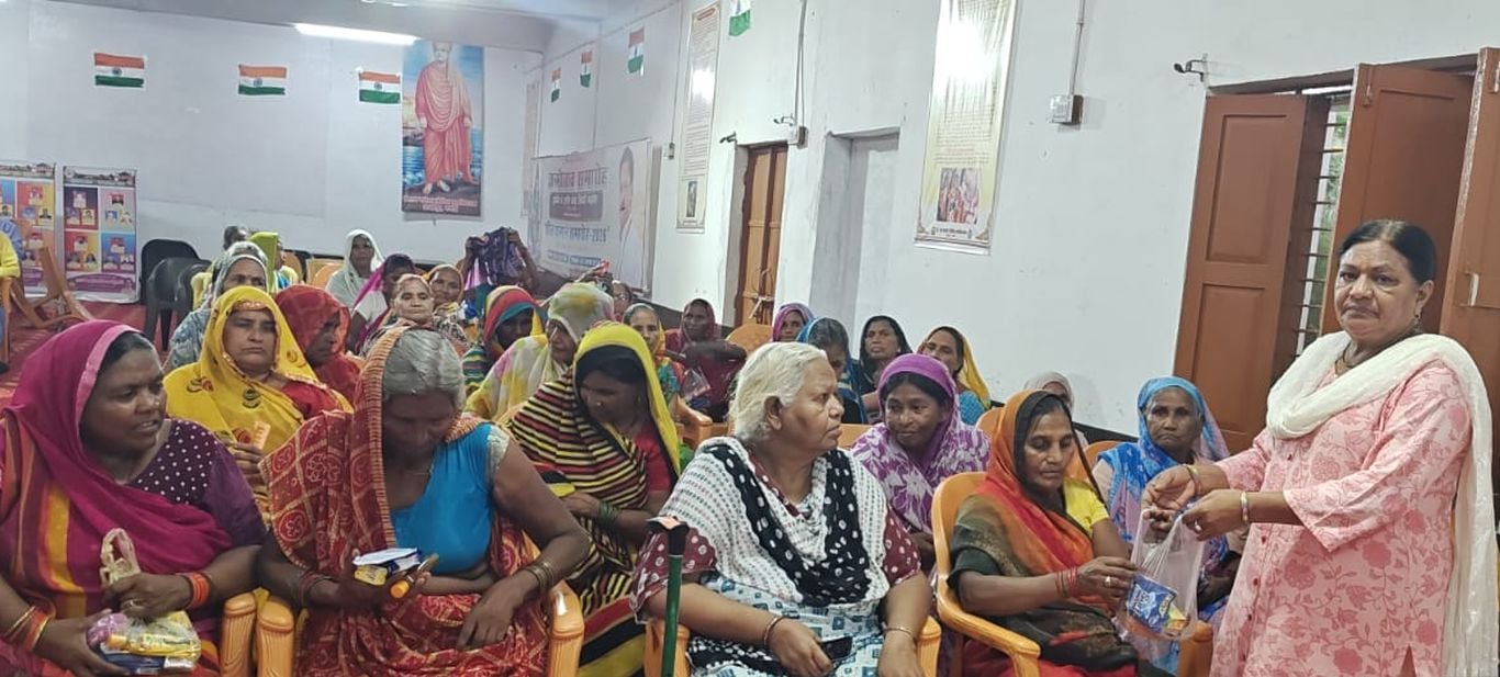 फोटो 28: अब तो यहीं हैं सारे रिश्ते-नाते : वृद्धाश्रम में बुजुर्ग महिलाएं अंतरराष्ट्रीय वृद्धजन फोटो 28: अब तो यहीं हैं सारे रिश्ते-नाते : वृद्धाश्रम में बुजुर्ग महिलाएं अंतरराष्ट्रीय वृद्धजन