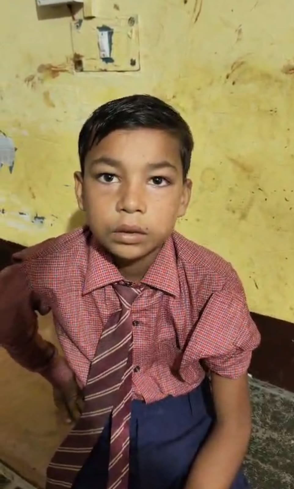 हादसे में घायल छात्रा रजनी। हादसे में घायल छात्रा रजनी।