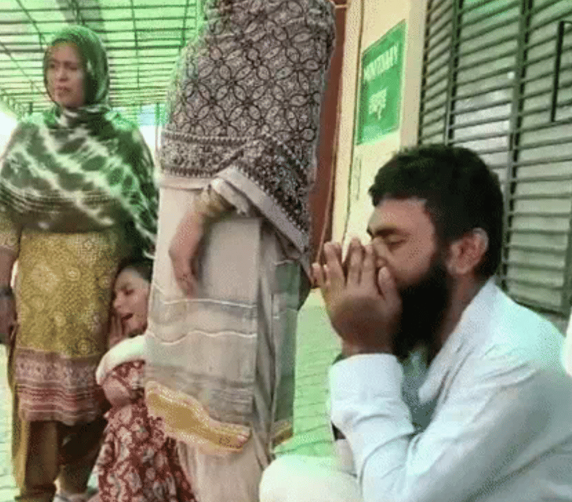 इरफ़ान का फाइल फोटो इरफ़ान का फाइल फोटो